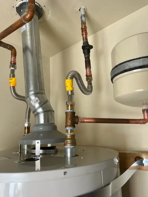 Water heater installation and plumbing repair in Fairfax Forest